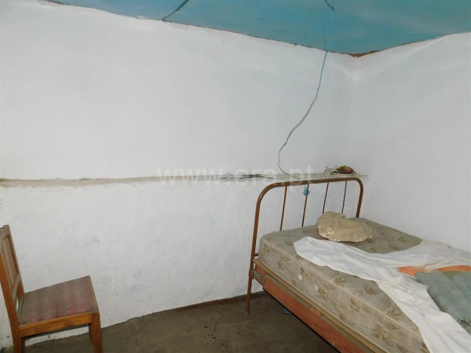 Moradia T2 para Venda em Teixoso e Sarzedo Foto 3