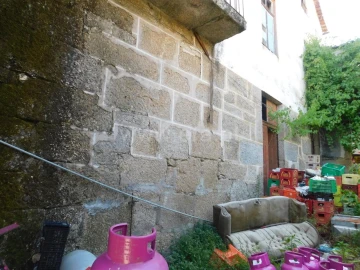 Moradia T5 para Venda em Teixoso e Sarzedo