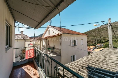 Moradia T2 para Venda em Vale da Amoreira