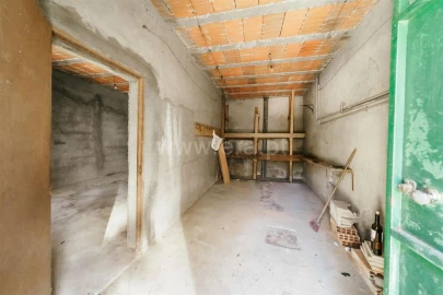 Moradia T2 para Venda em Vale da Amoreira