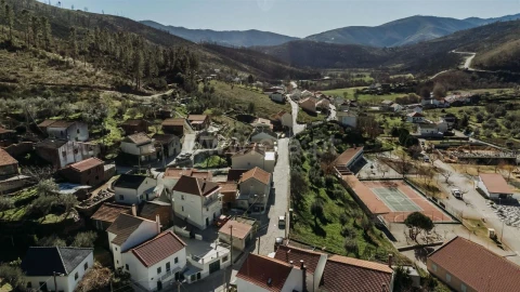 Moradia T2 para Venda em Vale da Amoreira