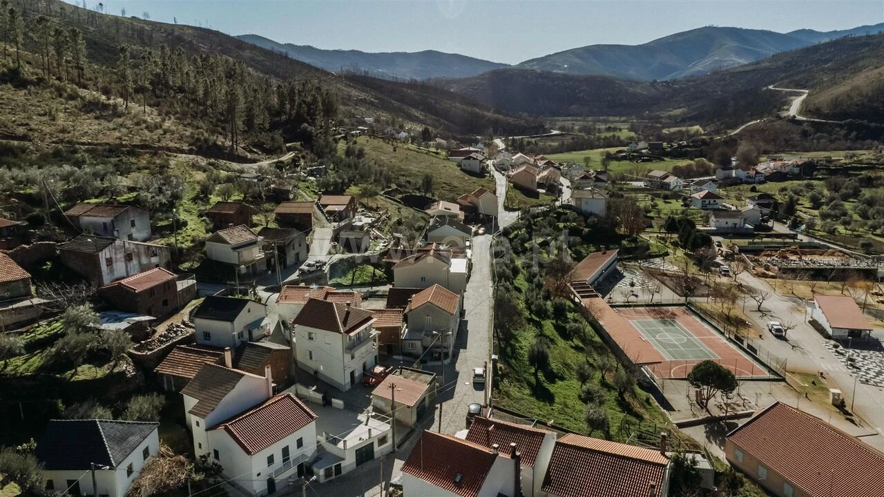 Moradia T2 para Venda em Vale da Amoreira Foto 20