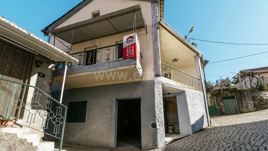 Moradia T2 para Venda em Vale da Amoreira