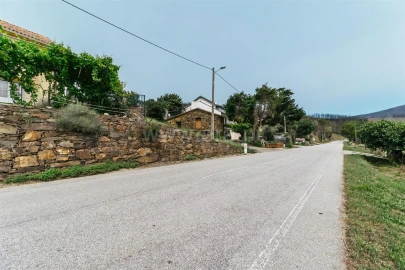 Moradia T0 para Venda em Vale da Amoreira