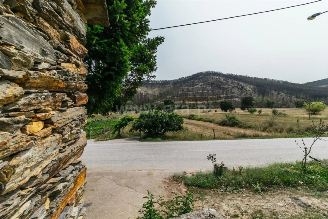 Moradia T0 para Venda em Vale da Amoreira Foto 7