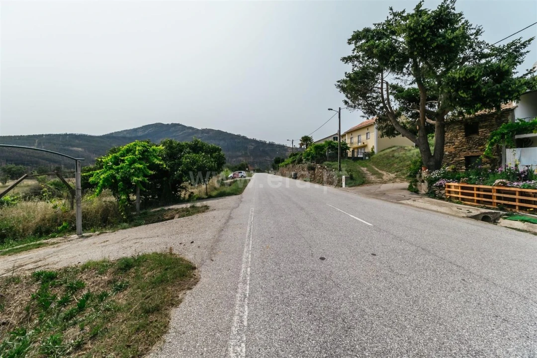 Moradia T0 para Venda em Vale da Amoreira Foto 12