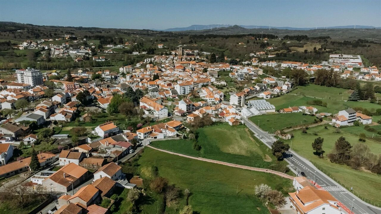 Terreno para Venda em Sabugal e Aldeia de Santo António Foto 5