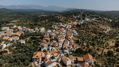 Moradia T2 para Venda em Casegas e Ourondo