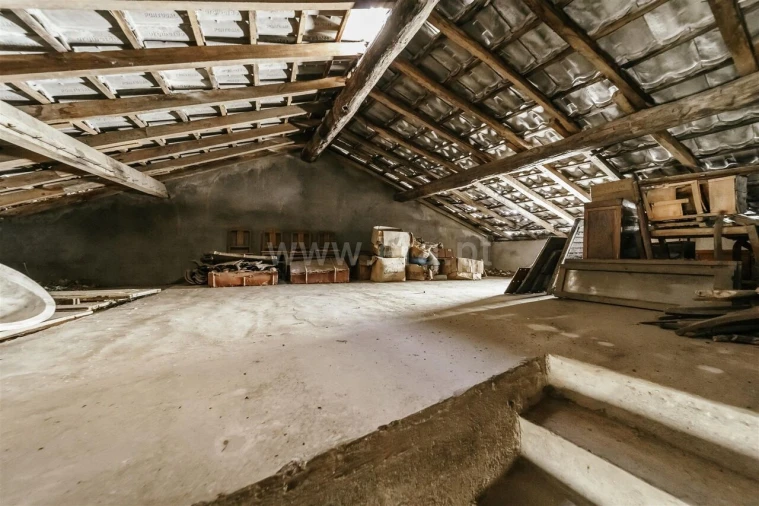 Moradia T2 para Venda em Casegas e Ourondo Foto 7