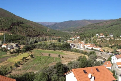 Terreno para Venda em Vale da Amoreira
