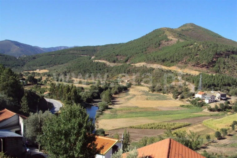 Terreno para Venda em Vale da Amoreira Foto 5