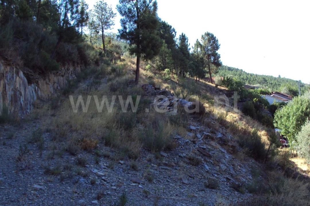 Terreno para Venda em Vale da Amoreira Foto 2