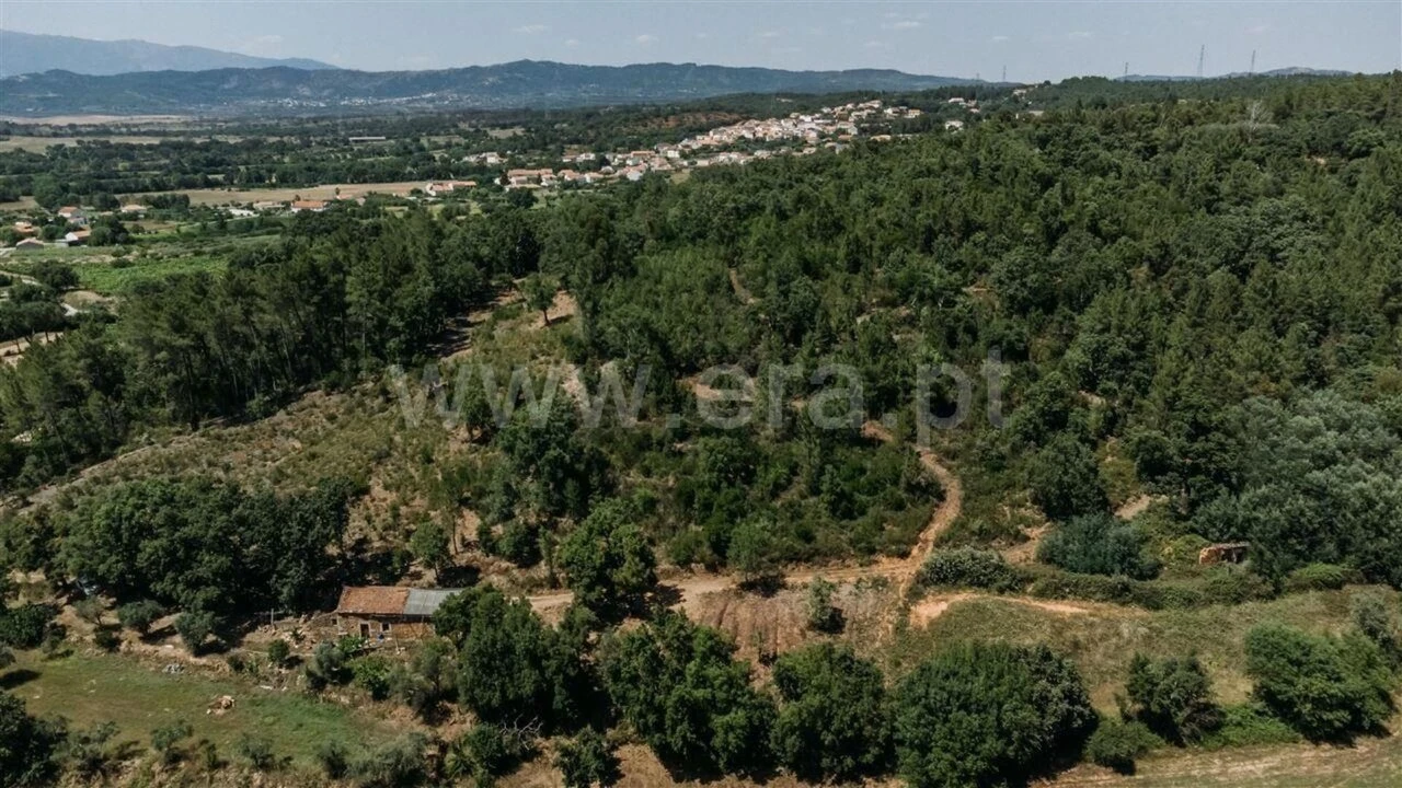 Terreno para Venda em Fatela Foto 11