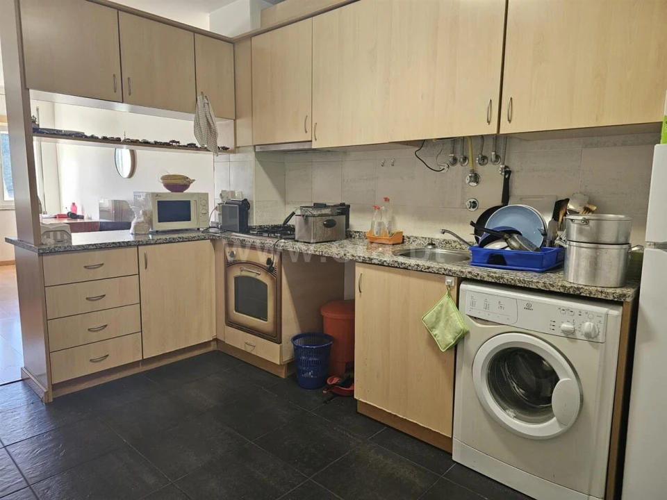 Apartamento T1 para Venda em Covilhã e Canhoso Foto 2