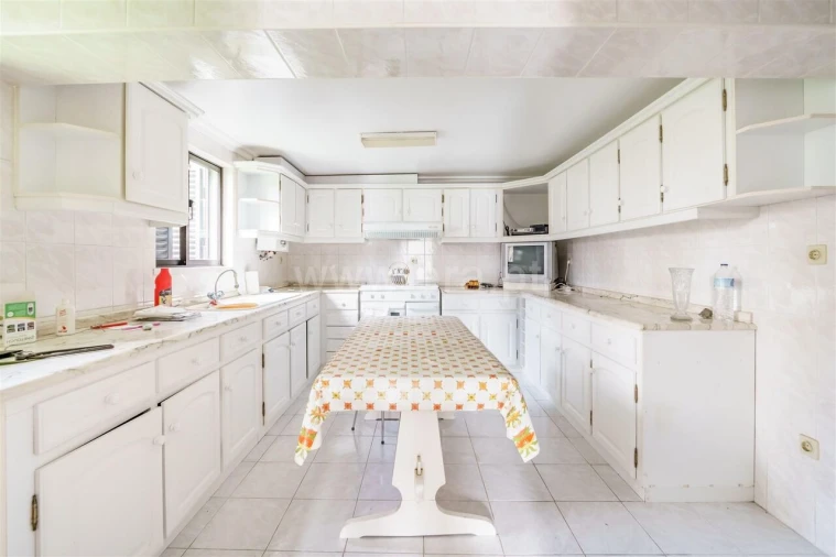 Moradia T3 para Venda em Barco e Coutada Foto 2