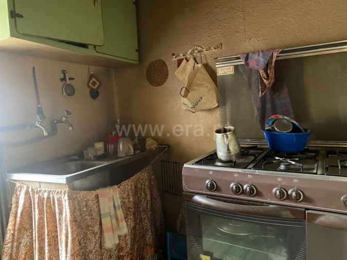 Moradia T3 para Venda em Peso e Vales do Rio Foto 3