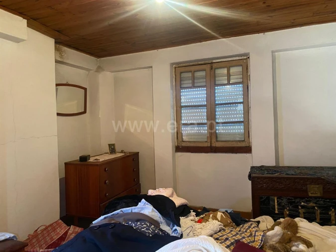 Moradia T3 para Venda em Peso e Vales do Rio Foto 7