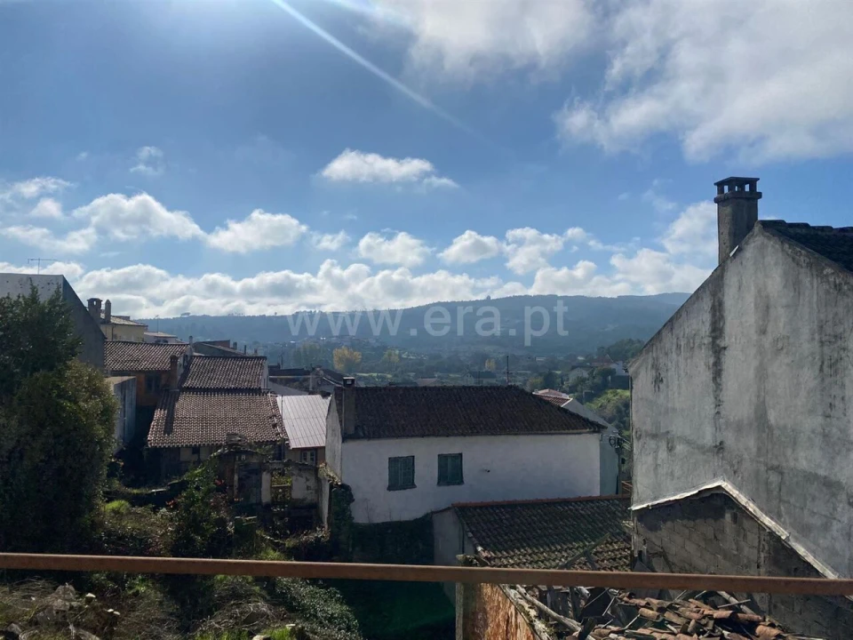 Moradia T3 para Venda em Peso e Vales do Rio Foto 9