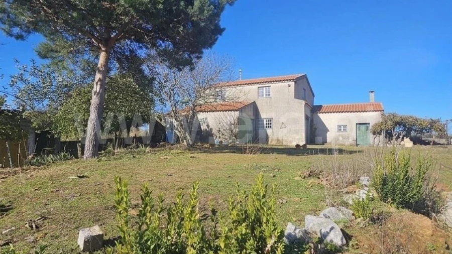 Quinta T3 para Venda em Sabugal e Aldeia de Santo António