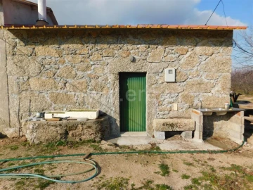 Quinta T0 para Venda em Vale de Prazeres e Mata da Rainha