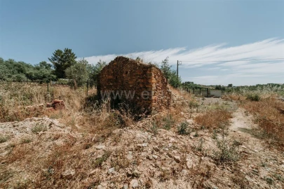 Terreno para Venda em Peso e Vales do Rio