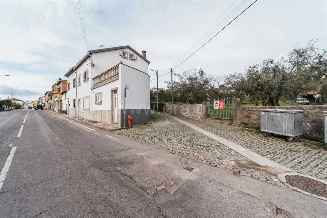Terreno para Venda em Barco e Coutada Foto 3