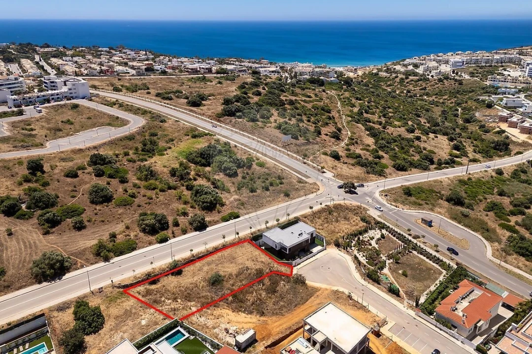 Terreno para Venda em Lagos (São Sebastião e Santa Maria) Foto 4