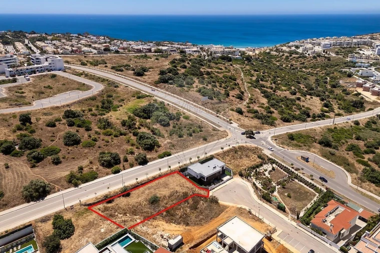 Terreno para Venda em Lagos (São Sebastião e Santa Maria) Foto 4