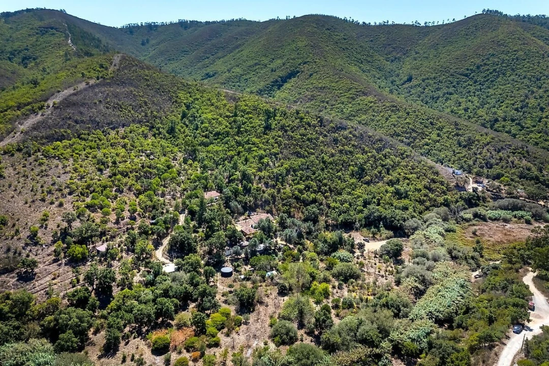 Moradia T7 para Venda em Aljezur Foto 3