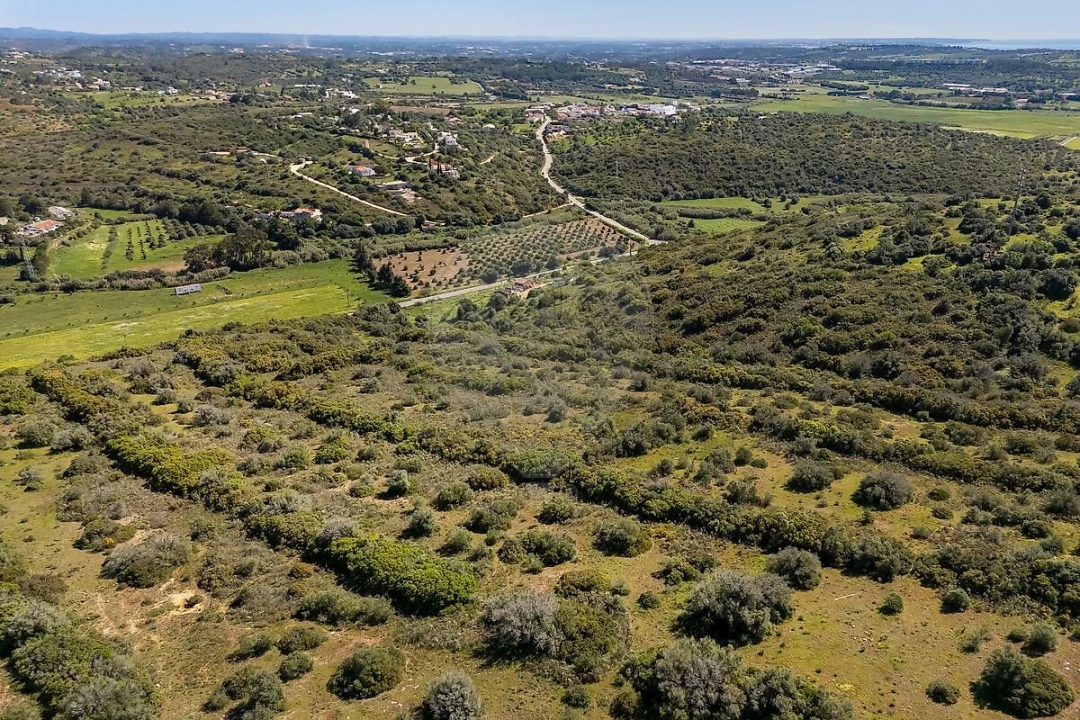 Terreno para Venda em Bensafrim e Barão de São João Foto 10