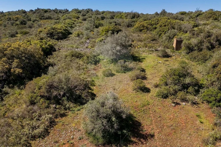 Terreno para Venda em Bensafrim e Barão de São João Foto 11