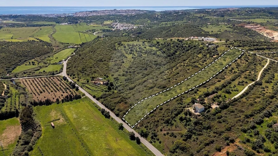 Terreno para Venda em Bensafrim e Barão de São João