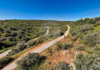 Terreno para Venda em Lagos (São Sebastião e Santa Maria)