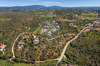Terreno para Venda em Lagos (São Sebastião e Santa Maria)