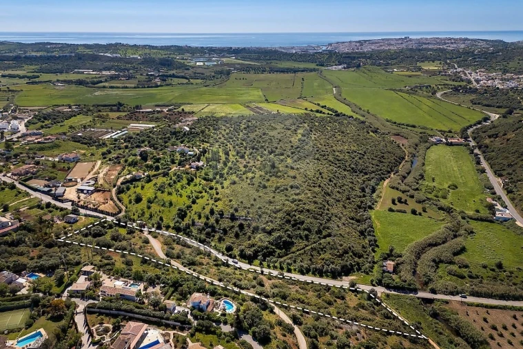 Terreno para Venda em Lagos (São Sebastião e Santa Maria) Foto 6