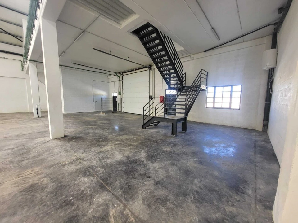 Armazém para Arrendamento em Algoz e Tunes Foto 16