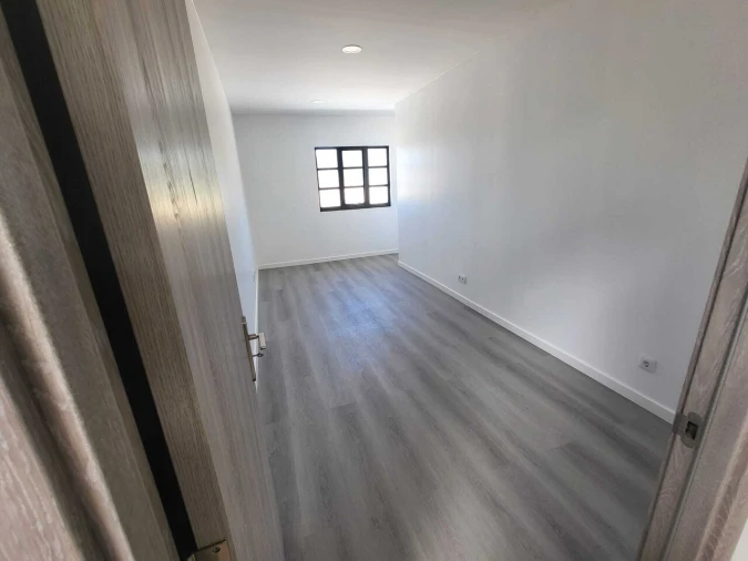 Armazém para Arrendamento em Algoz e Tunes Foto 6