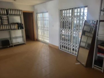 Loja para Arrendamento em Lagoa e Carvoeiro