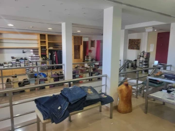 Loja para Arrendamento em Lagoa e Carvoeiro