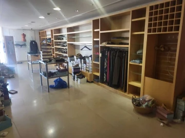 Loja para Arrendamento em Lagoa e Carvoeiro