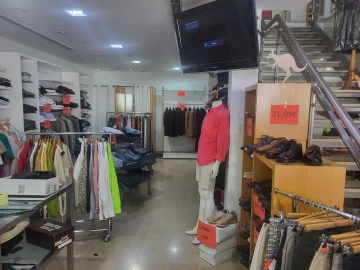 Loja para Arrendamento em Lagoa e Carvoeiro