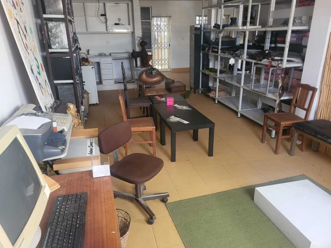 Loja para Arrendamento em Lagoa e Carvoeiro Foto 9