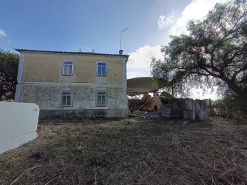 Moradia T4 para Venda em Torres Novas (Santa Maria, Salvador e Santiago)