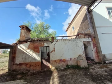 Moradia T4 para Venda em Torres Novas (Santa Maria, Salvador e Santiago)