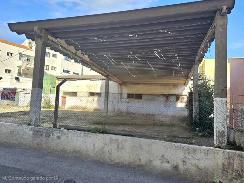 Terreno para Venda em Malveira e São Miguel de Alcainça Foto 2