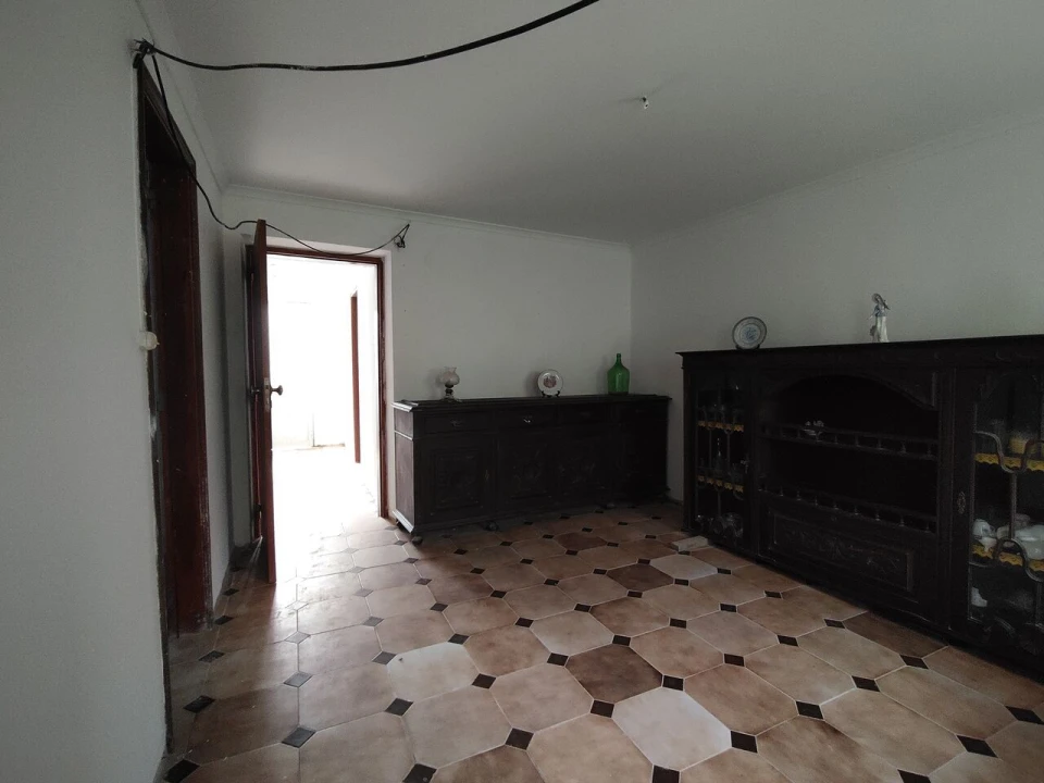 Moradia T3 para Venda em Avelar Foto 4