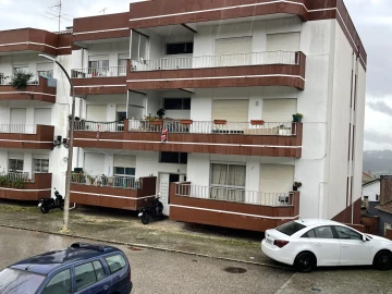 Prédio para Venda em Leiria, Pousos, Barreira e Cortes