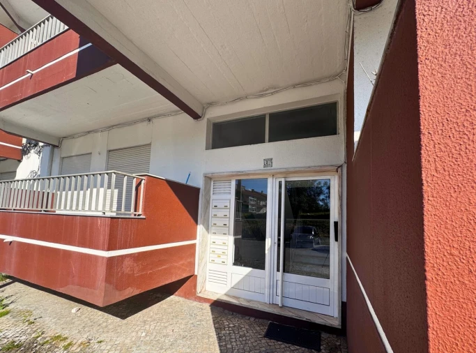 Prédio para Venda em Leiria, Pousos, Barreira e Cortes Foto 6