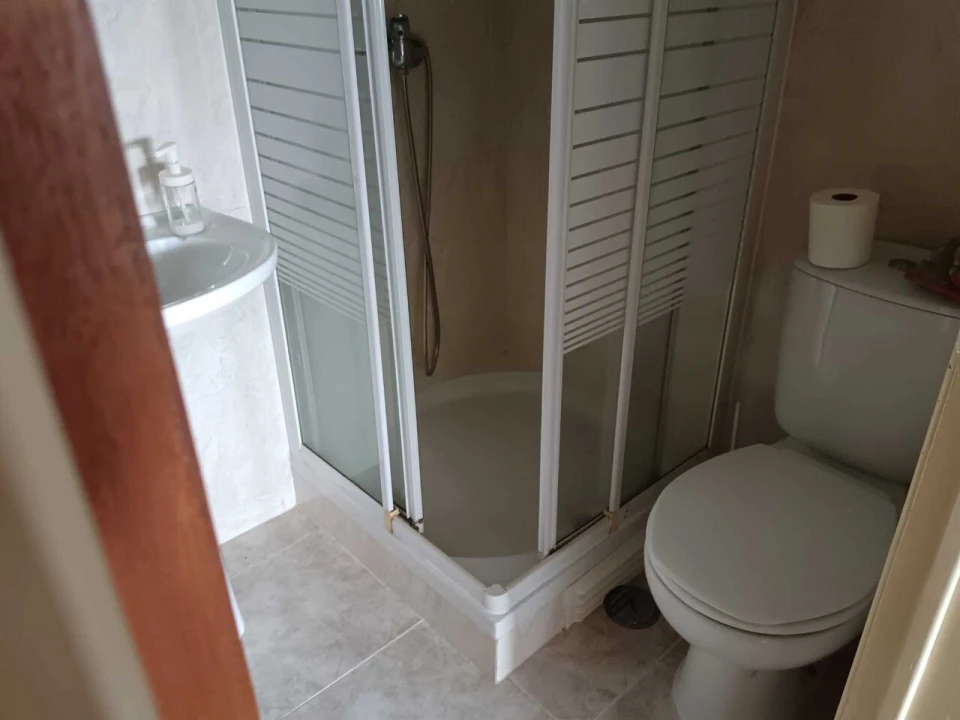 Apartamento T3 para Venda em Massamá e Monte Abraão Foto 8