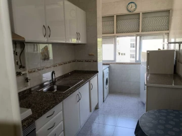 Apartamento T3 para Venda em Massamá e Monte Abraão